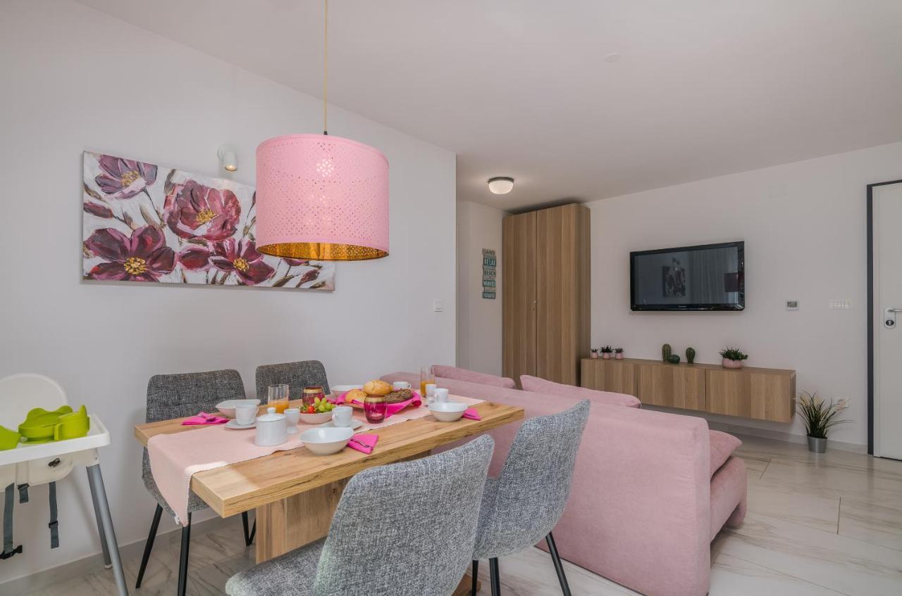 Modern Apartments Elle Malinska Vantacici Ngoại thất bức ảnh